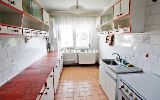 Dambu Pietros - Zona Ansamblul Muresul - 4 camere - 2 balcoane - Poză 1
