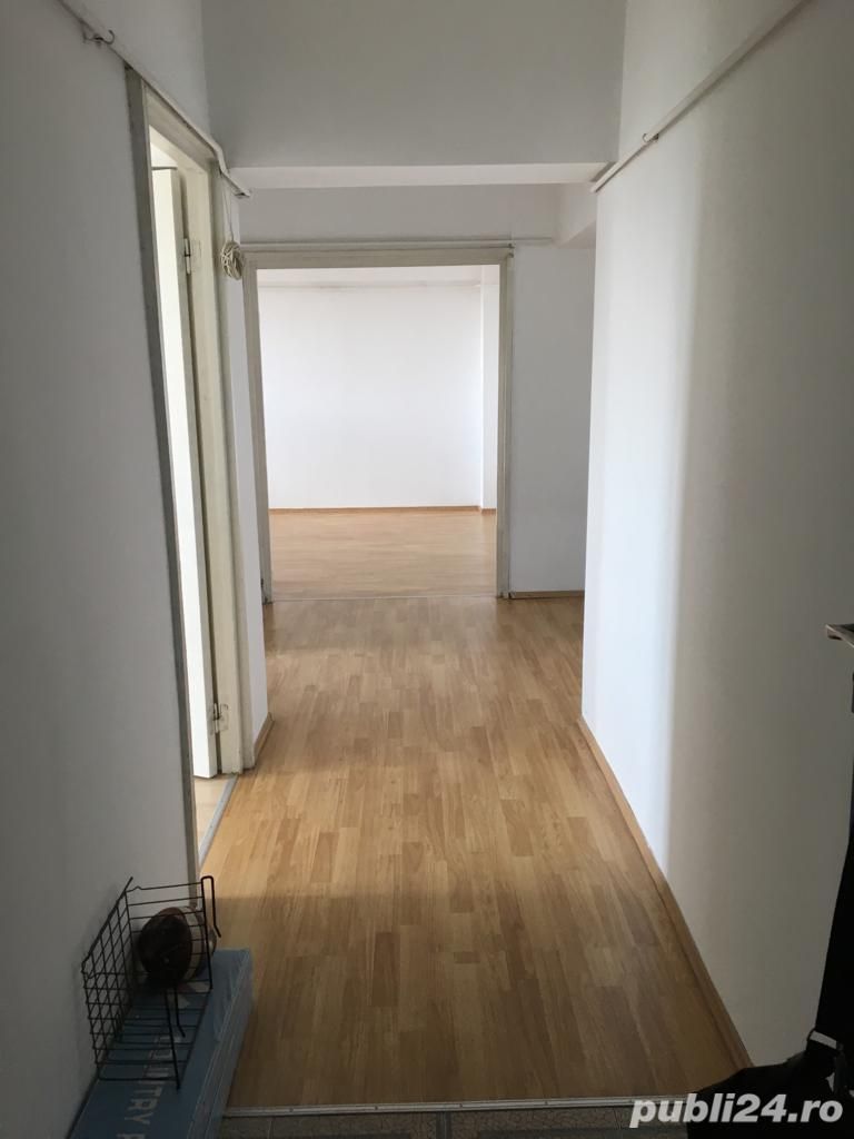 Apartament 4 camere, la 2 minute de Mega Mall, pret 99000   , particular - Poză 2