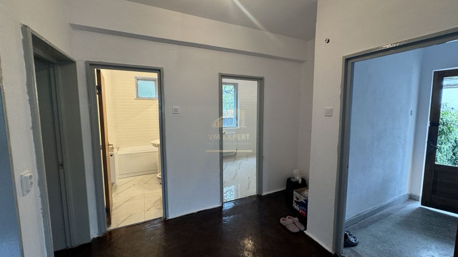 APARTAMENT IN CASA TIP DUPLEX 3 CAMERE+ TEREN 89 MP CAMPULUNG - Poză 8