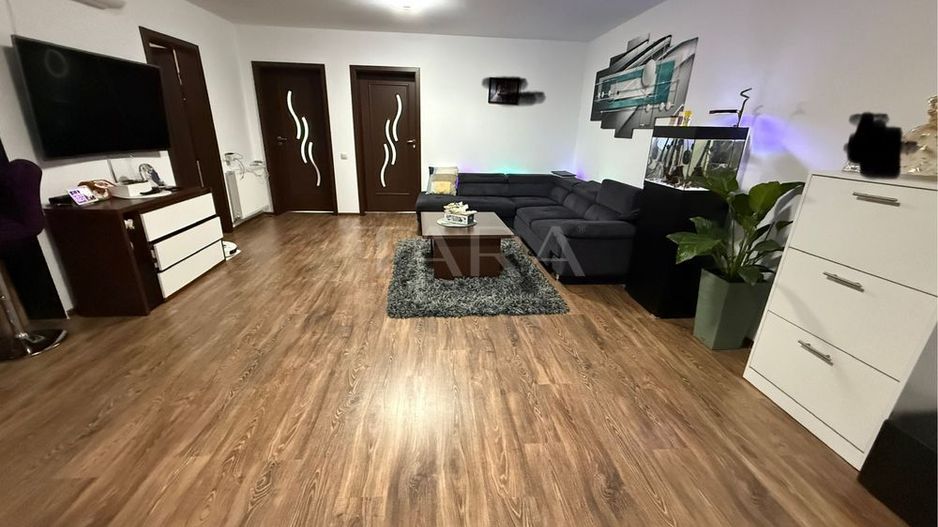 De vânzare: apartament cu 3 camere, ideal pentru locuit sau investiție - Poză 1