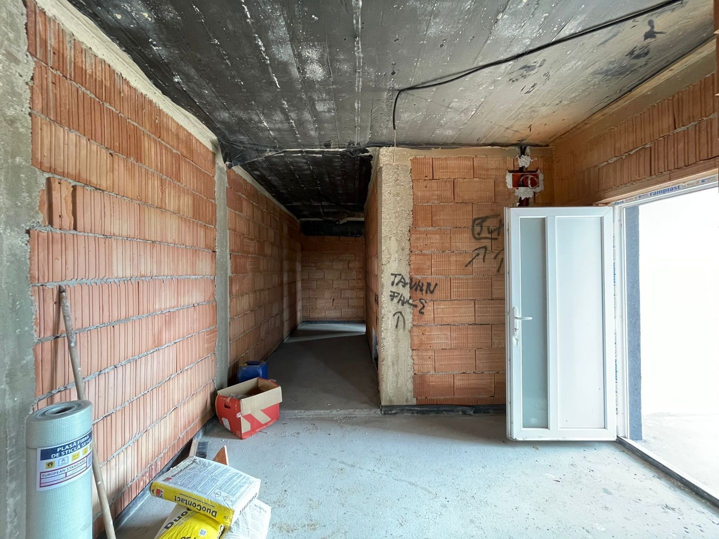 Duplex -3 camere-101000€ | BUCOVAT | - Poză 5