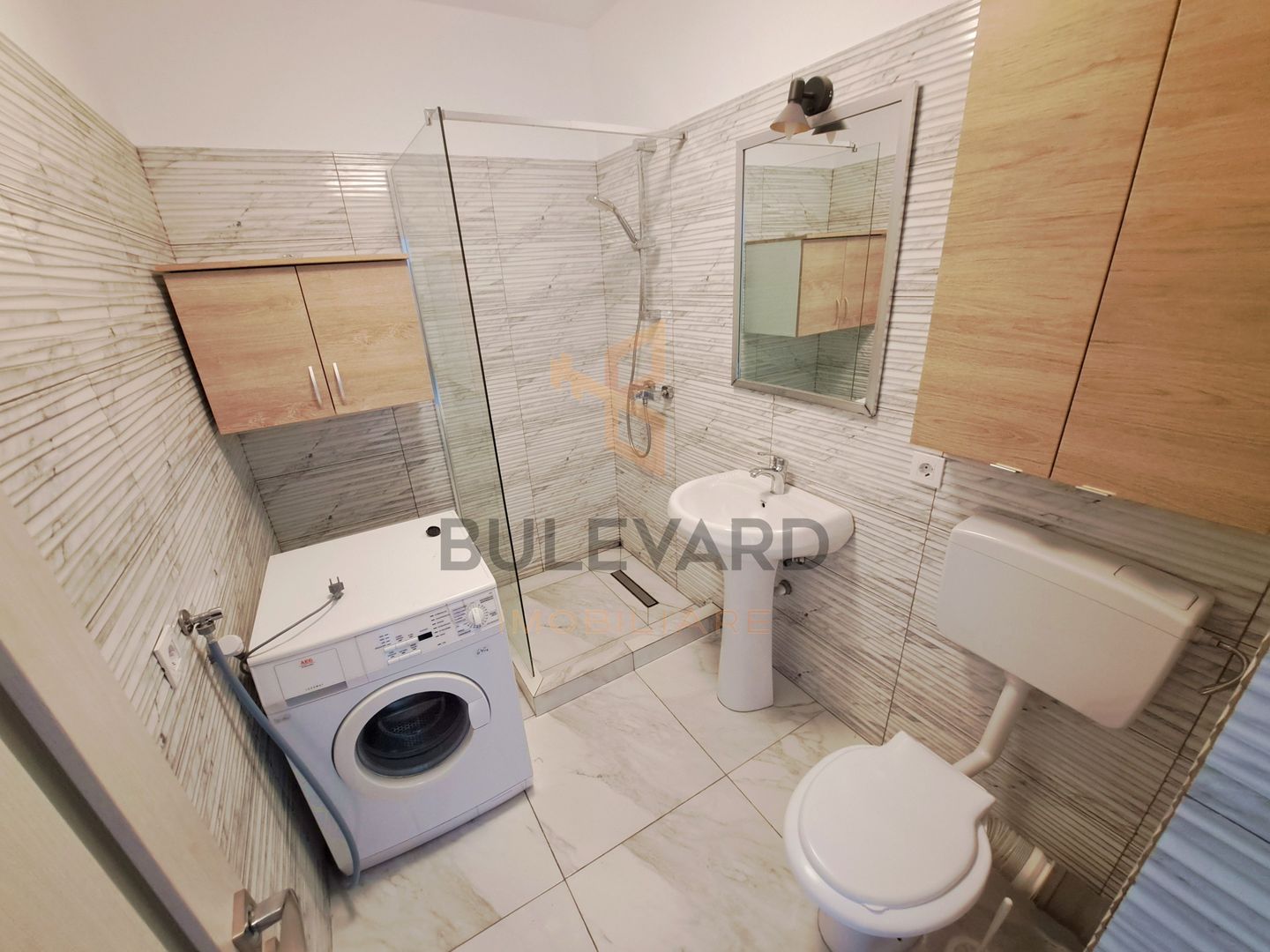 Apartament 2 camere cu parcare, zona Metro! - Poză 8