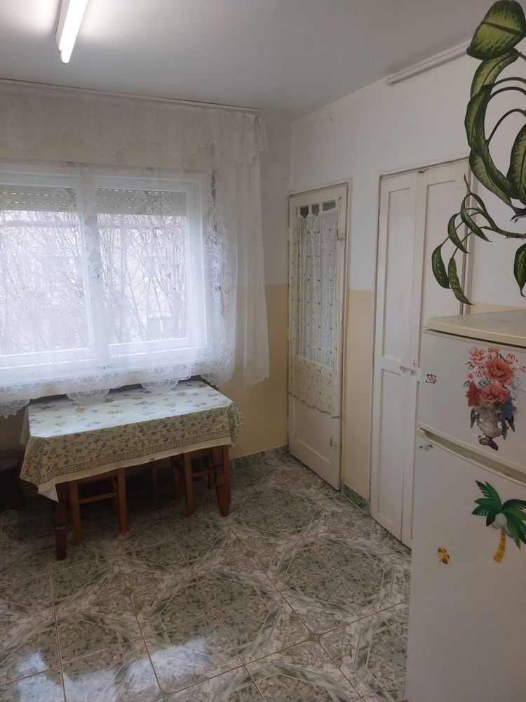 BRASADAS vinde ap 2 cam etaj 4/4 Micro 16. - Poză 5