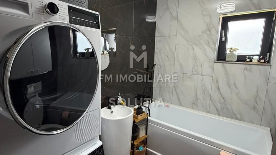 Casă de vânzare modernă - Satu Nou de Jos - Poză 8