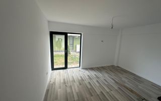 Ap 2 camere, 54 mp, decomandat, grădină, zona Capitol, 80.000 € - Poză 2