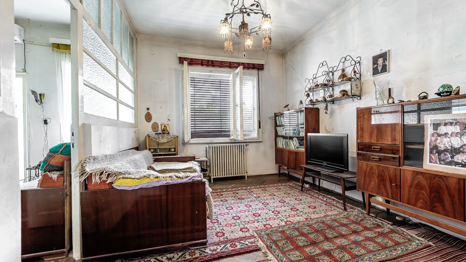 Casă cu 4 camere Augustin Doinaș - Poză 3