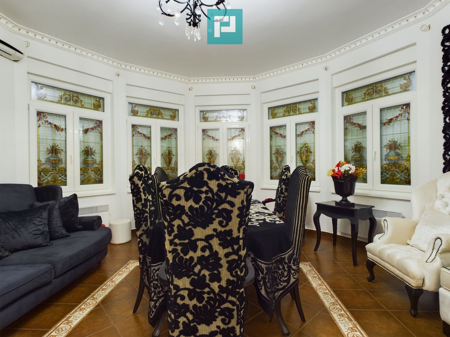 Vilă luxoasă în Serbia - Poză 8