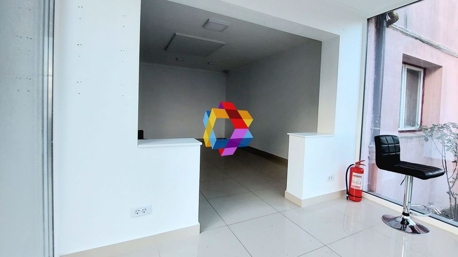 Spatiu comercial de închiriat Brasov - 36 mp # spatii-comerciale-brasov.ro - Poză 3
