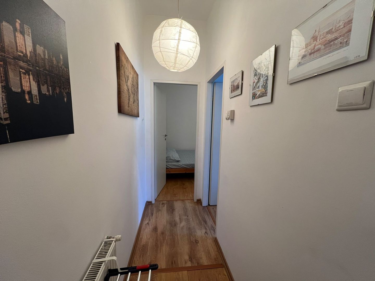 Apartament de inchiriat-2 camere,cu bai proprii,centrul orasului - Poză 4