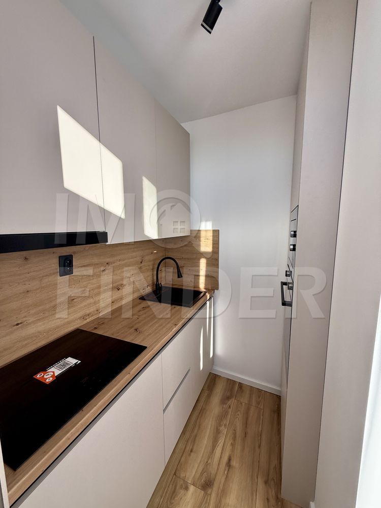 Apartament modern, complet renovat, cu panoramă superbă– Gheorgheni, str. Detunata - Poză 7