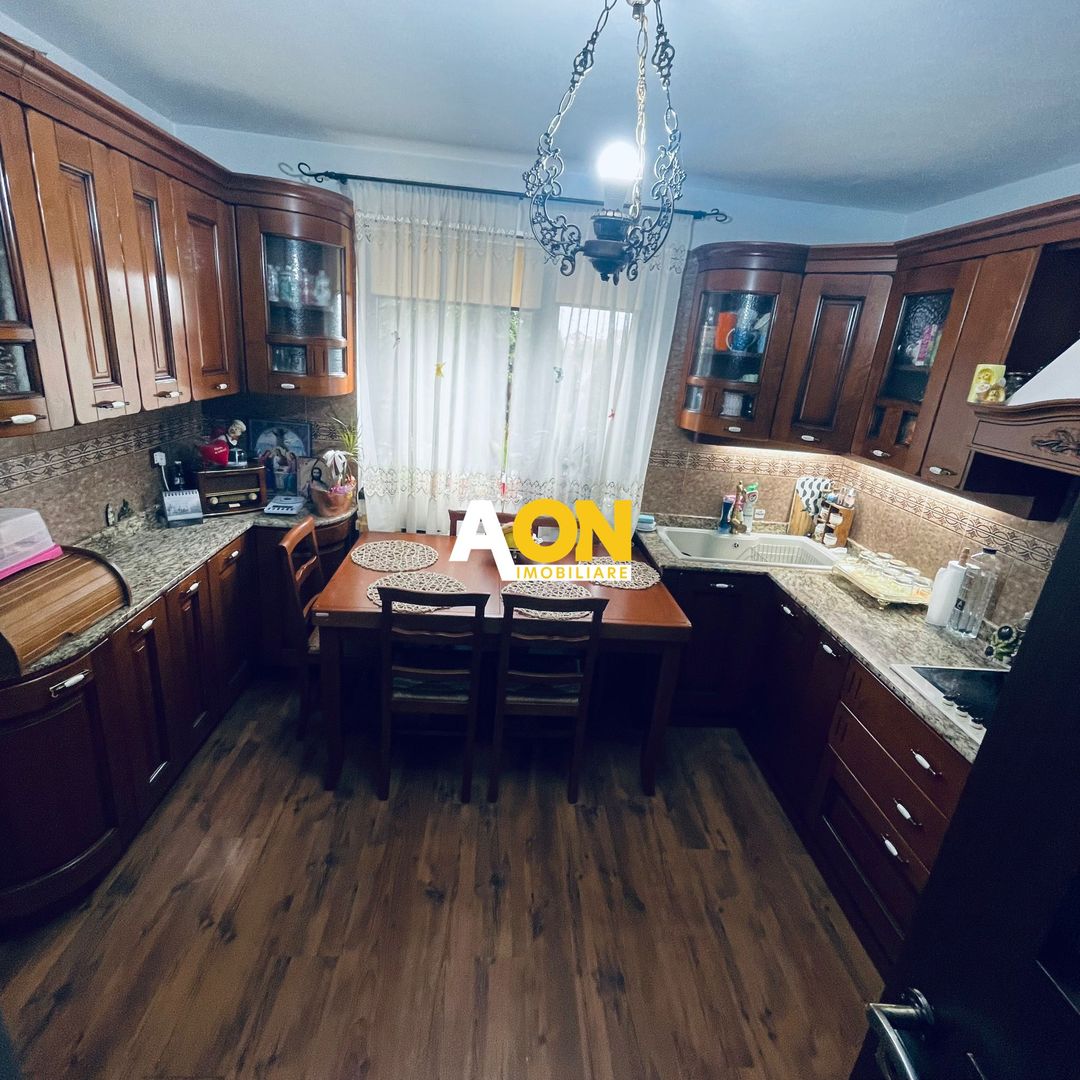 Casa Individuala, 5 Camere, Zona Lidl Cetate - Poză 5