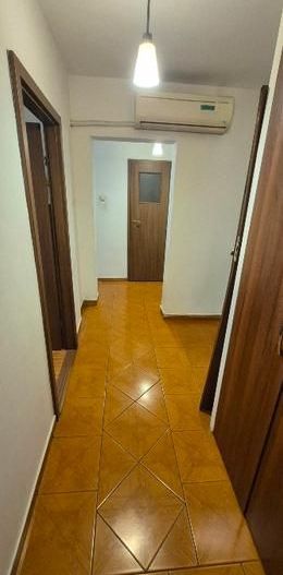 Vanzare apartament 3 camere, 2 bai, bloc 1984 - Titan, școala Mexic - Poză 9