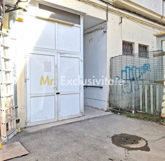 Spatiu comercial 22 mp Ultracentral, etaj 1, intrare prin spate - Poză 2