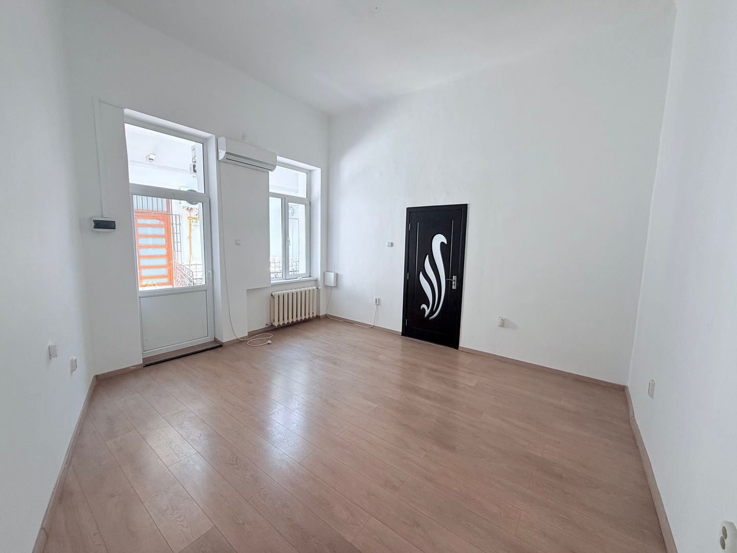Apartament cu 1 camera de vanzare in Piata Mihai Viteazu - Poză 4