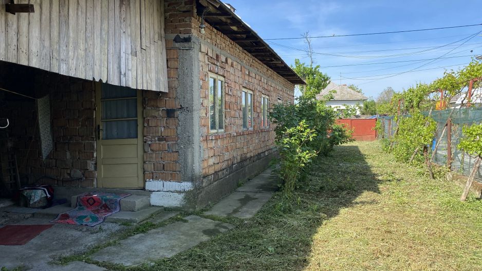 Vanzare "Casa Bunicilor" in satul Bucsani - Dambovita-Comision 0% - Poză 4