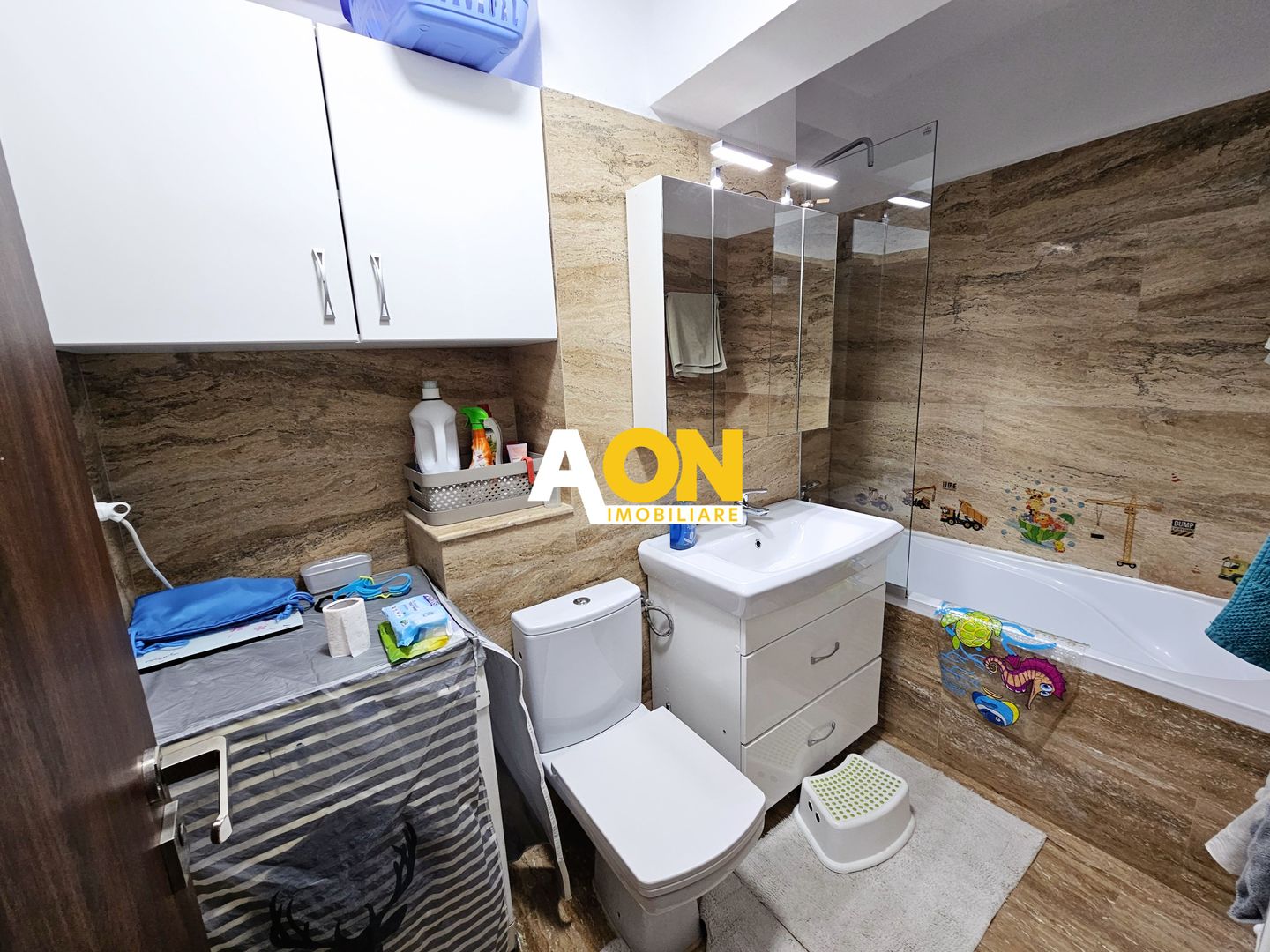 Apartament 3 camere, 2 balcoane, mobilat, utilat, etaj 2, bloc nou - Poză 7