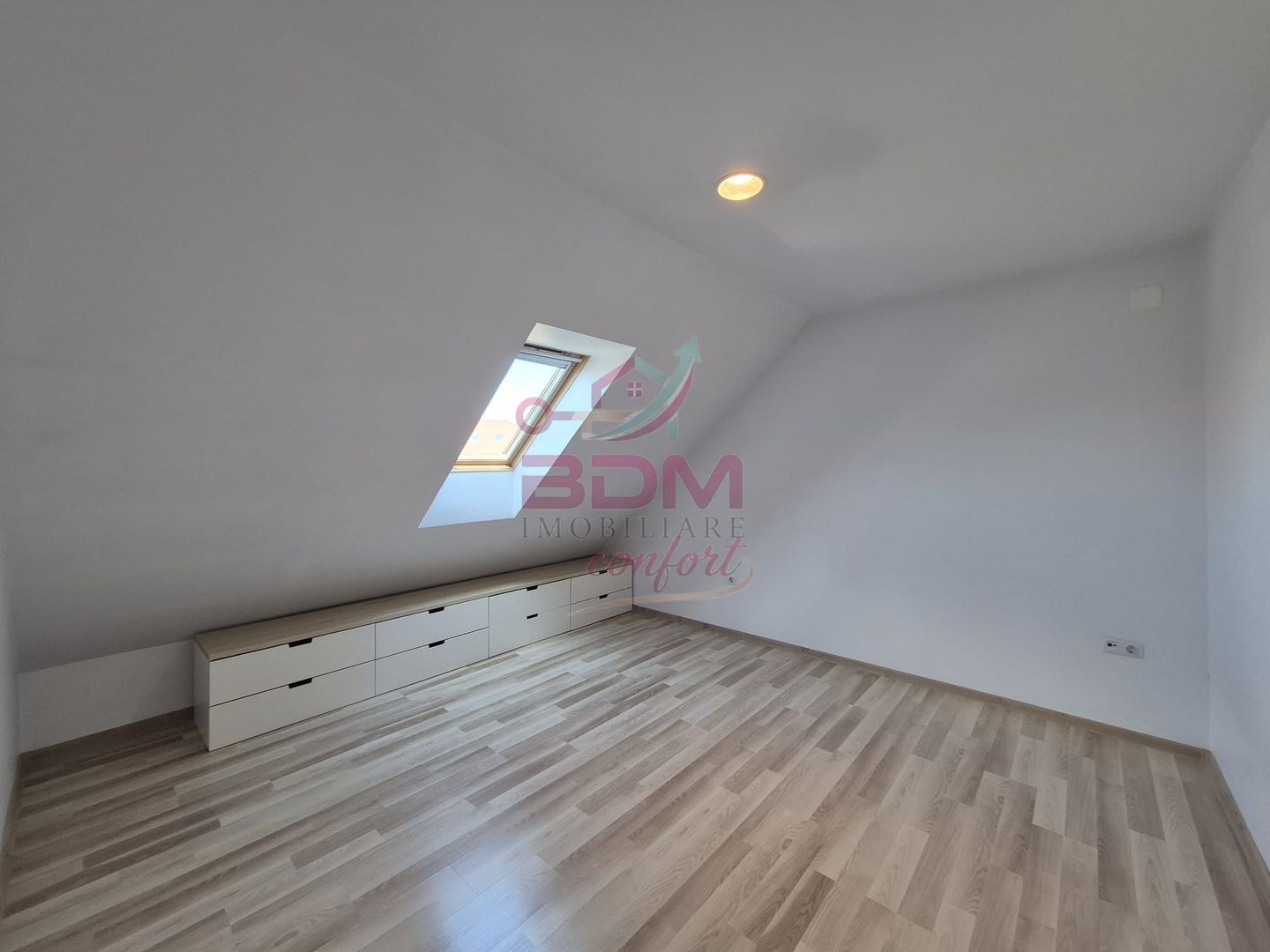 Apartament 3 camere | 83.22 mp | parcare subterana I zona Florilor - Poză 8