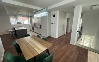 Apartament in vila cu curte-  Dumbravita - Poză 20