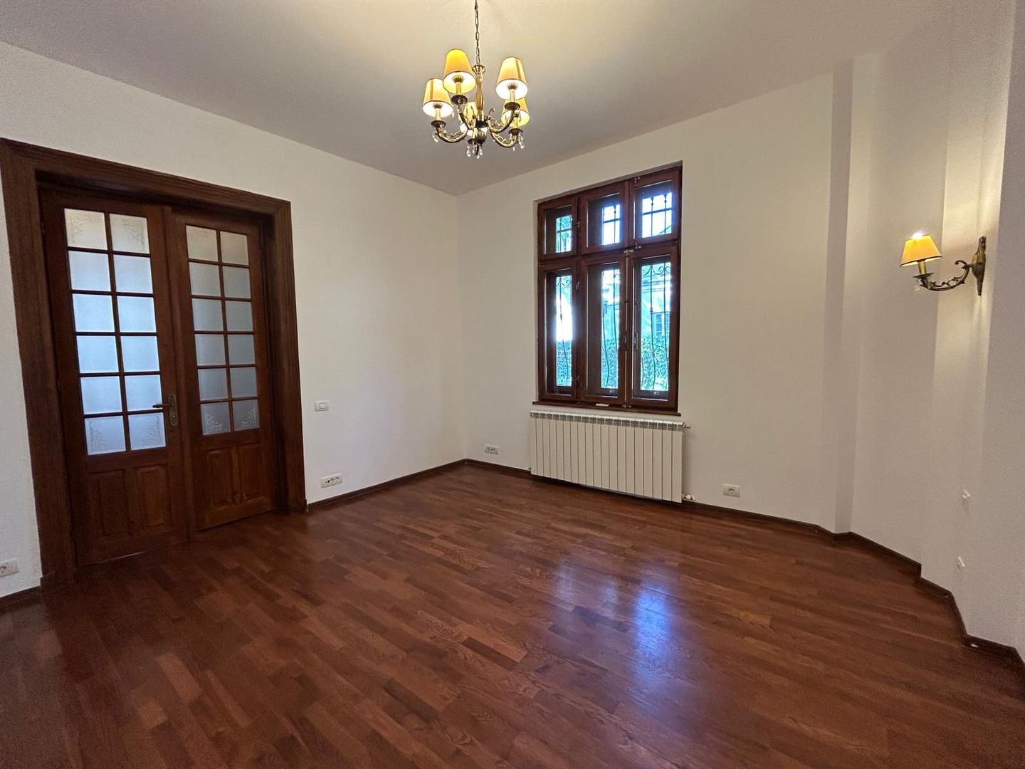 Vilă Neoclasică Arh. Enescu Cișmigiu 4 camere - Poză 11