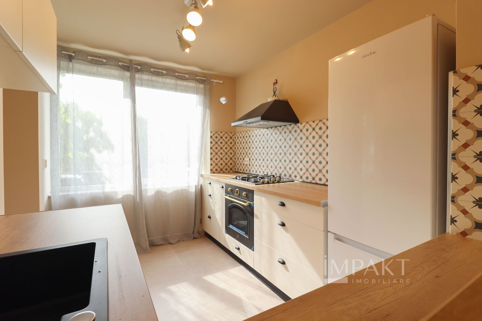 Apartament super cu 4 camere aflat in zona  Parcului Central! - Poză 18