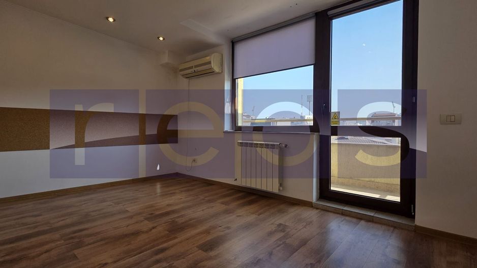 VANZARE IMOBIL | 2 APARTAMENTE DE 4 CAMERE + 1 PENTHOUSE | ZONA DOROBANTI - Poză 3