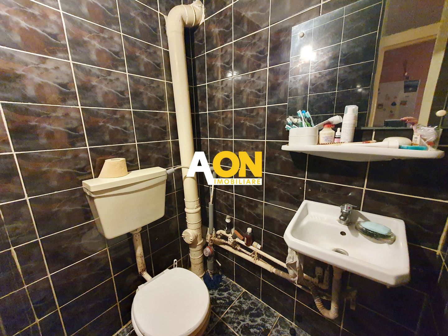 Apartament 3 camere, decomandat, 2 bai, zona Kaufland - Poză 10