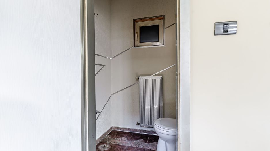 Apartament ultracentral, complet renovat, Strada Eminescu nr. 7 - Poză 9