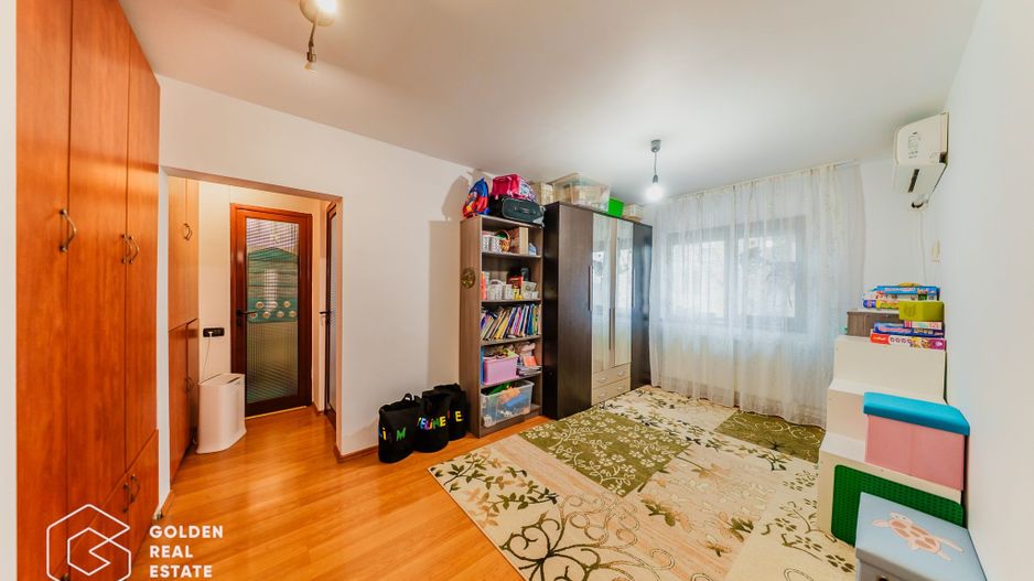 Apartament 4 camere, decomandat, etaj 2, Micalaca, str Fratiei - Poză 11