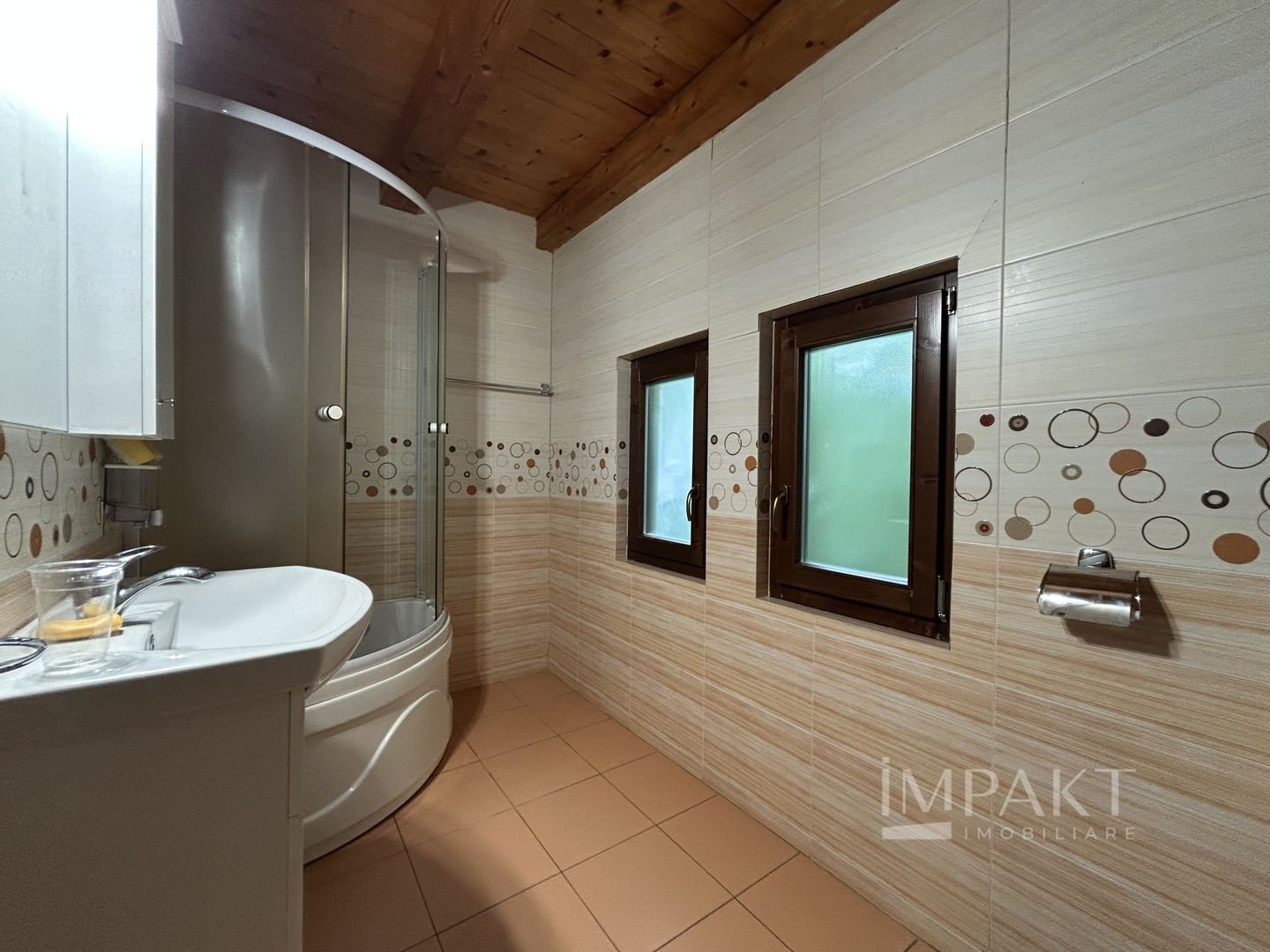 Vanzare cabana rustica pe malul lacului Tarnita! - Poză 23