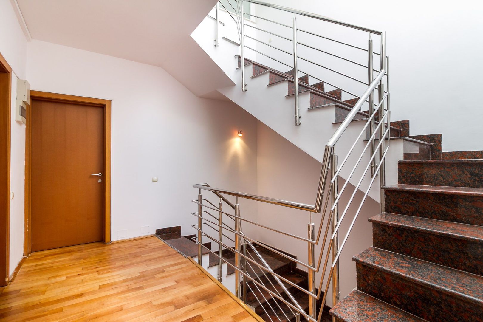 COMISION 0% - Imobil D+P+2E - Dorobanti - 340mp, 2 locuri parcare, imobil nou - Poză 5