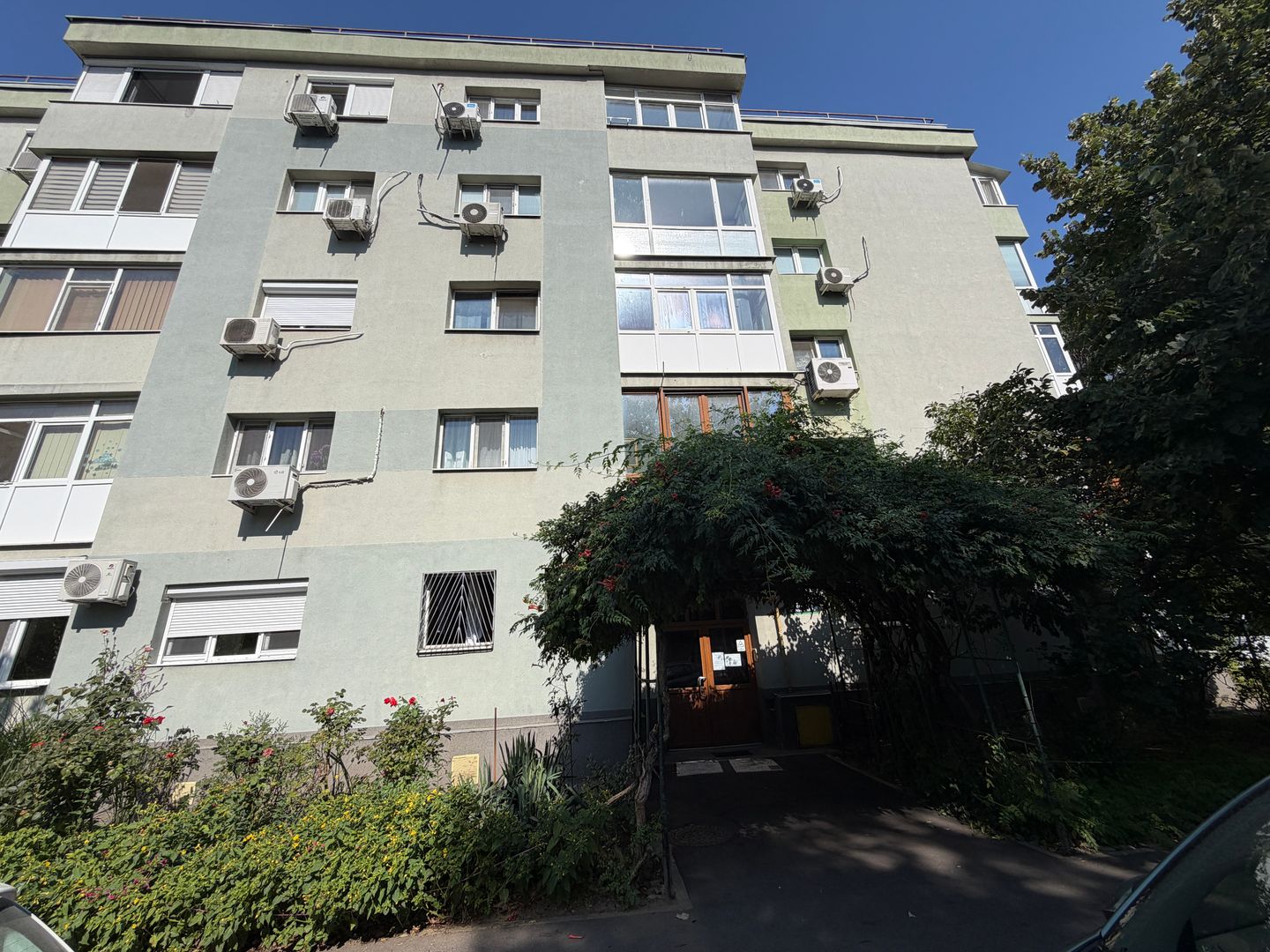 Apartament 3 camere decomandat – zona Teatrului Masca,/Bd. Uverturii - Poză 21