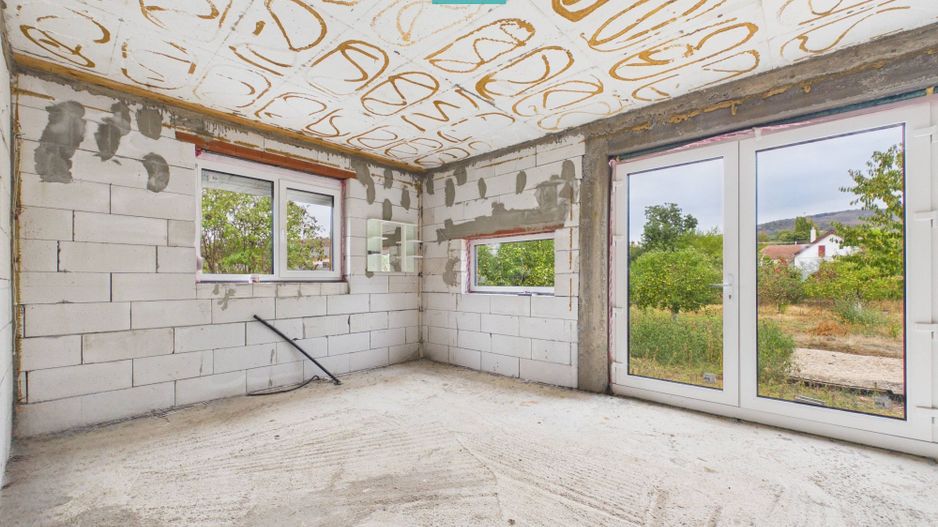 Casă nouă cu 3 camere, în localitatea Miniș, Arad - Poză 11