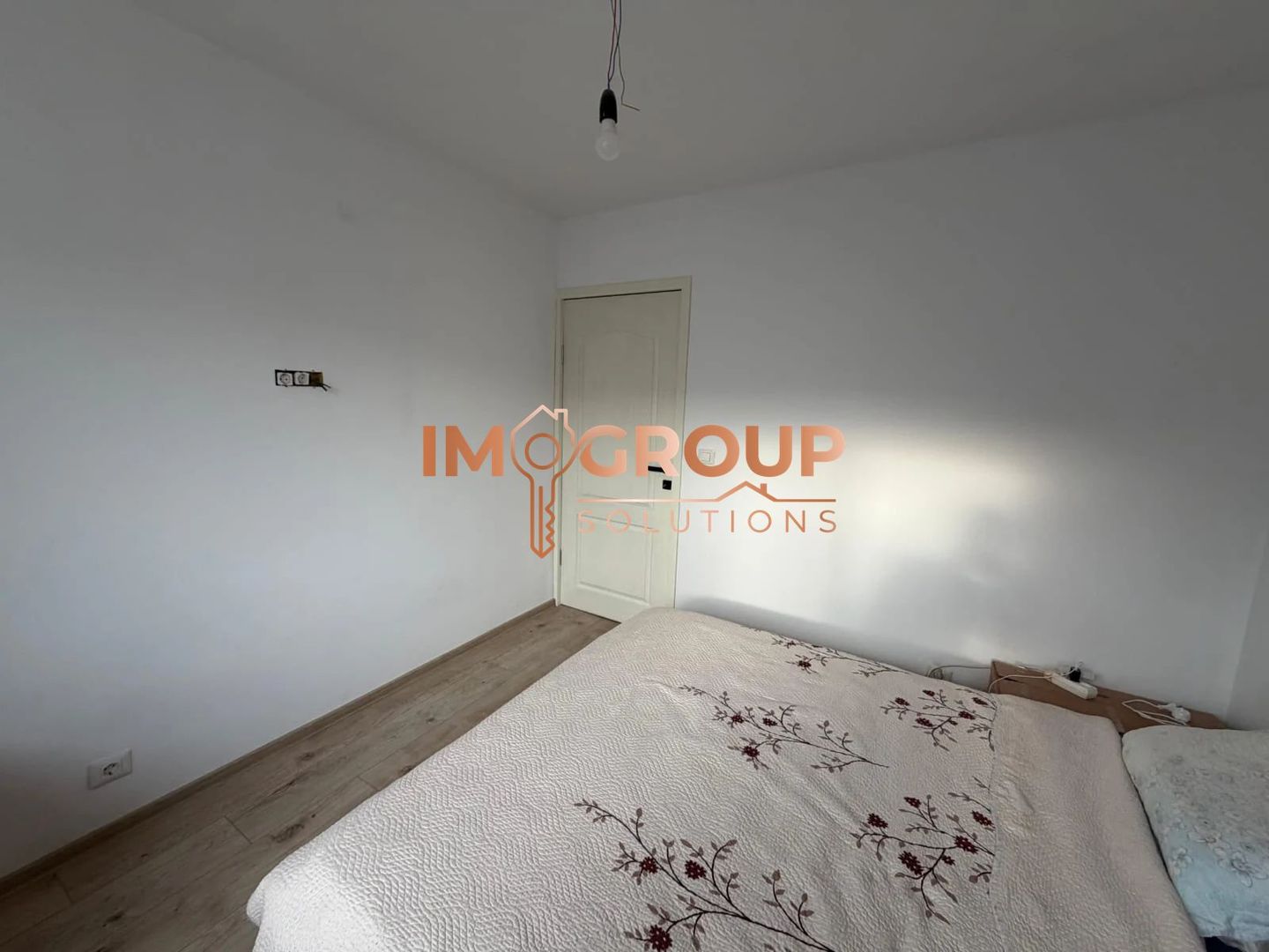 Apartament cu 2 camere -etaj intermediar - renovat complet - Poză 4