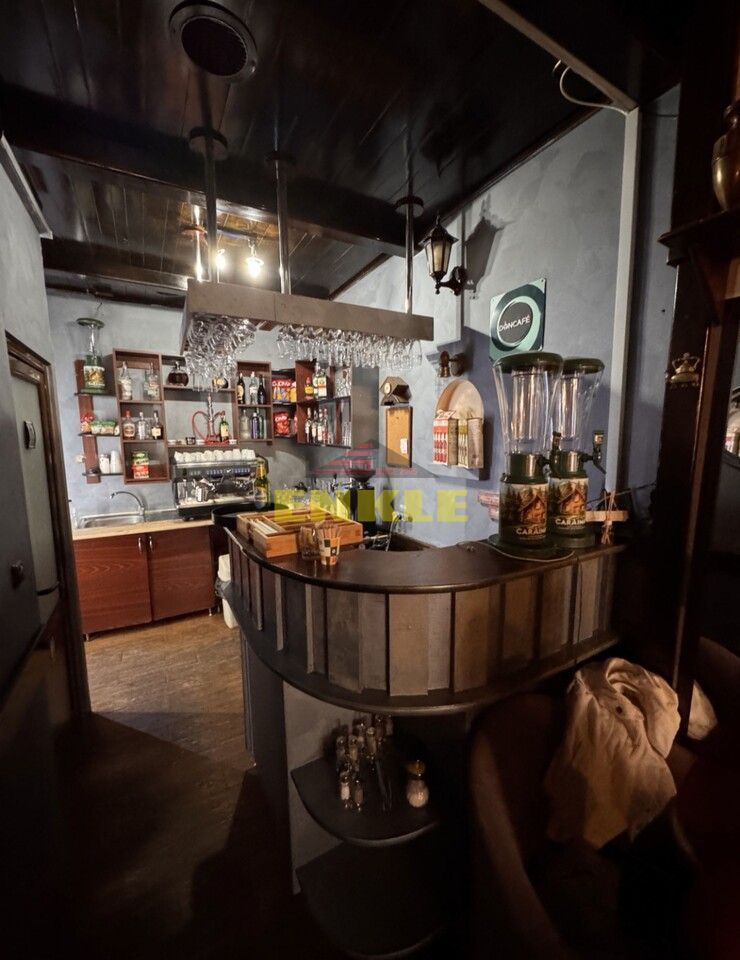 De închiriat spațiu comercial cu suprafața de 95 mp - Poză 1