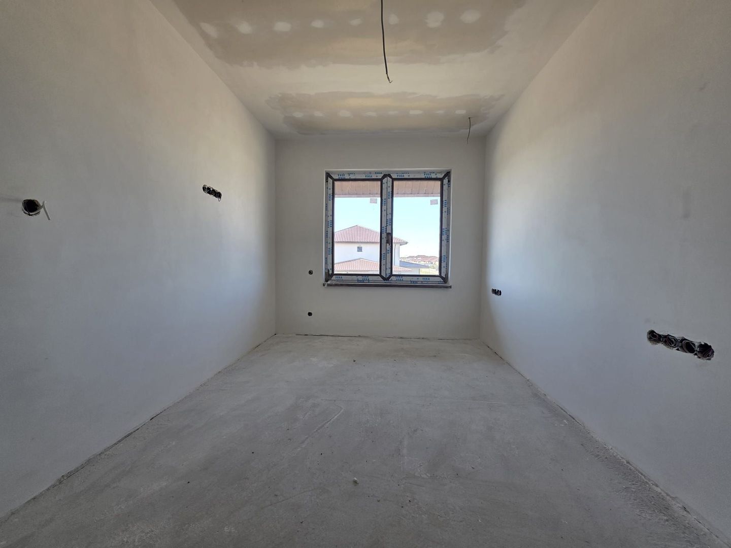 Casa in regim P+1ER de vanzare in Baltoesti - Poză 20