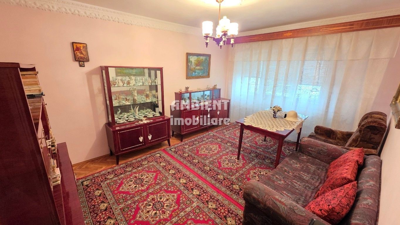 Apartament 3 camere, etaj 3, VASLUI - zona GARA; - Poză 1