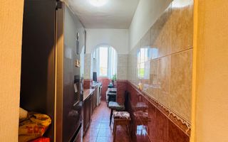 Garsoniera et 4/8 Iosia zona Ștrand - Poză 1