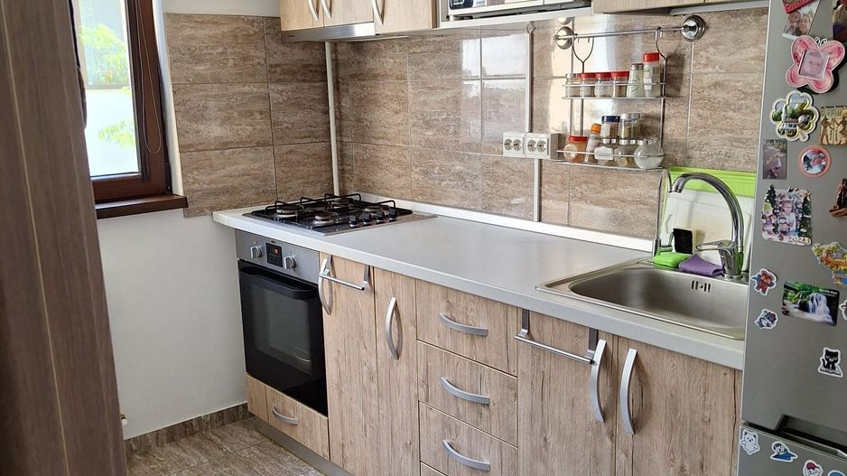 Apartament 2 camere Etj1, decomandat, loc de parcare Inclus in pret - Poză 7
