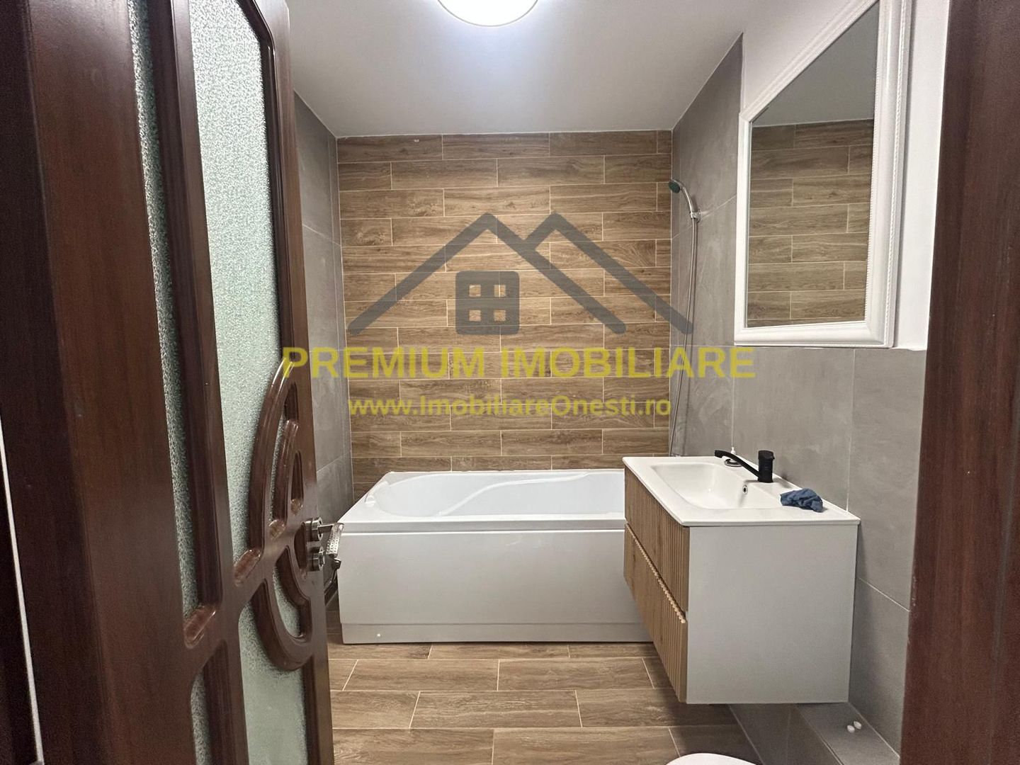 Apartament 3 camere  2 băi | renovat 2025 | parcare - Poză 13