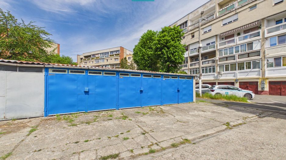 Apartament cu 5 camere în zona Polivalentă - Poză 15