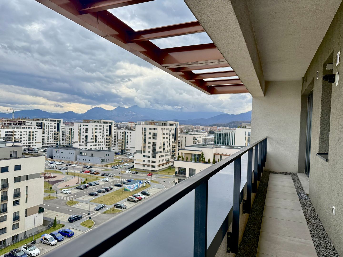 Apartament 2 camere, priveliște deosebită – Complex Kasper, Coresi - Poză 9