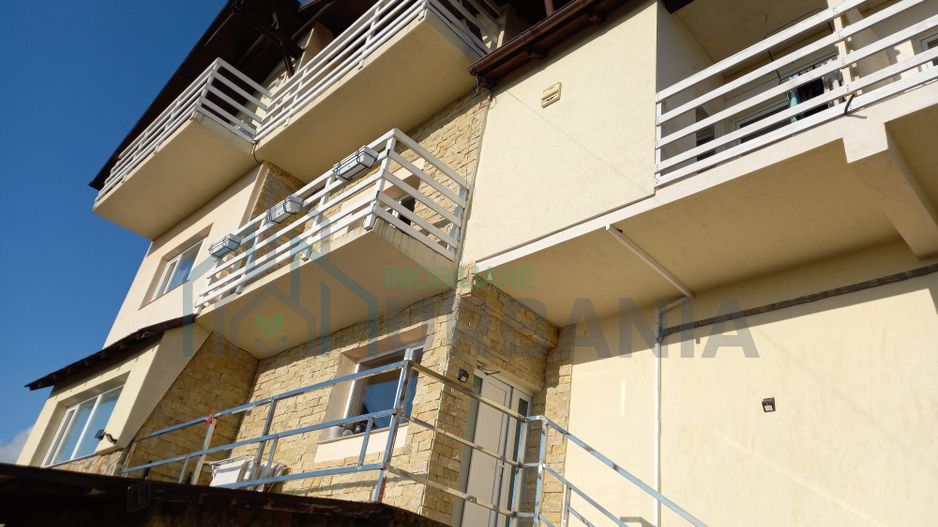 Apartament de vânzare, 2 camere, 45 mp utili, Ciurea, aproape de Primărie - Poză 1