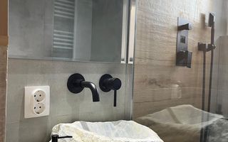 ✨ APARTAMENT 2 CAMERE, CENTRU, 650 €/LUNA - Poză 8
