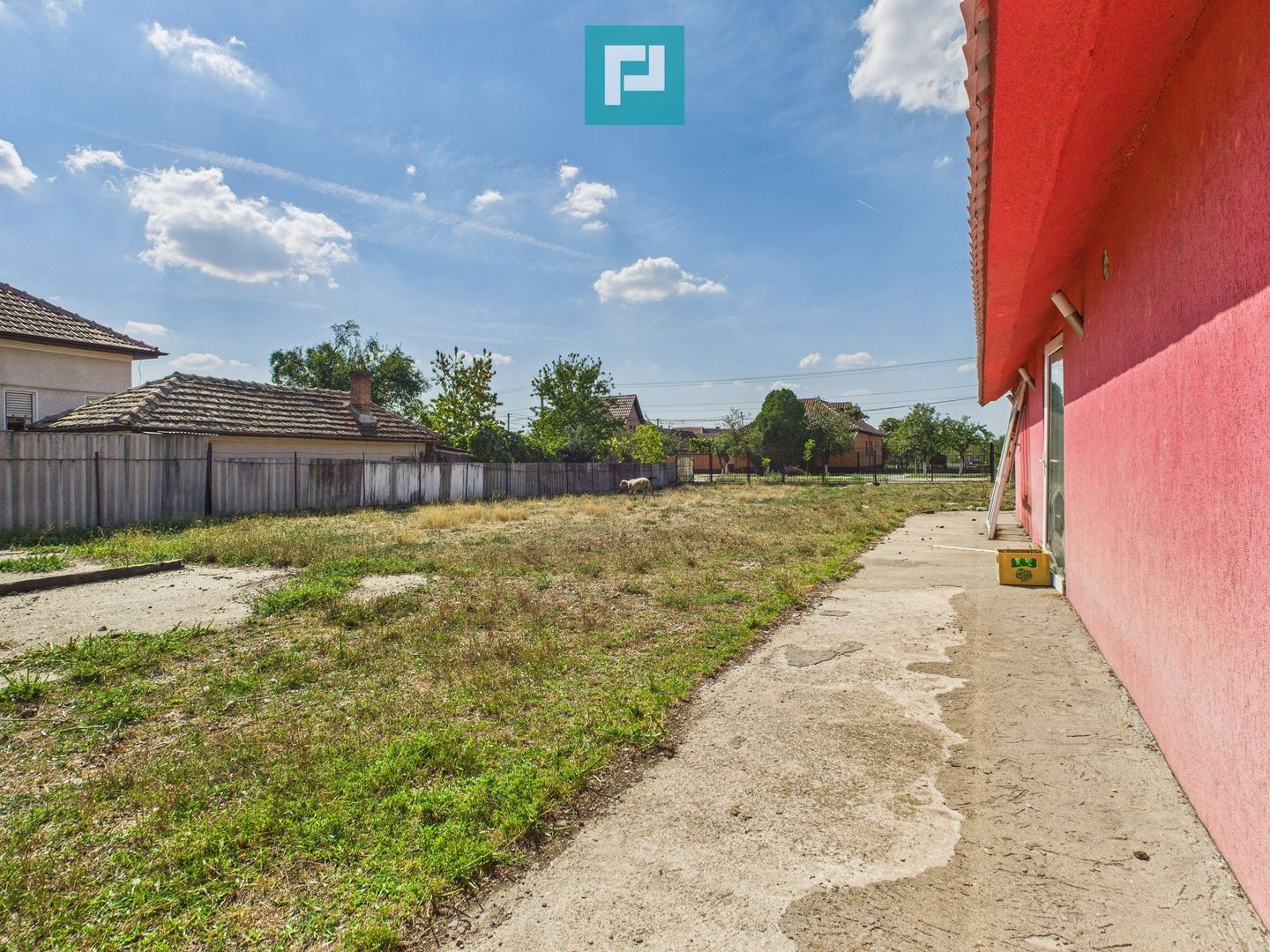 Casă/spațiu comercial pe DN79 în Zimandu Nou - Poză 18