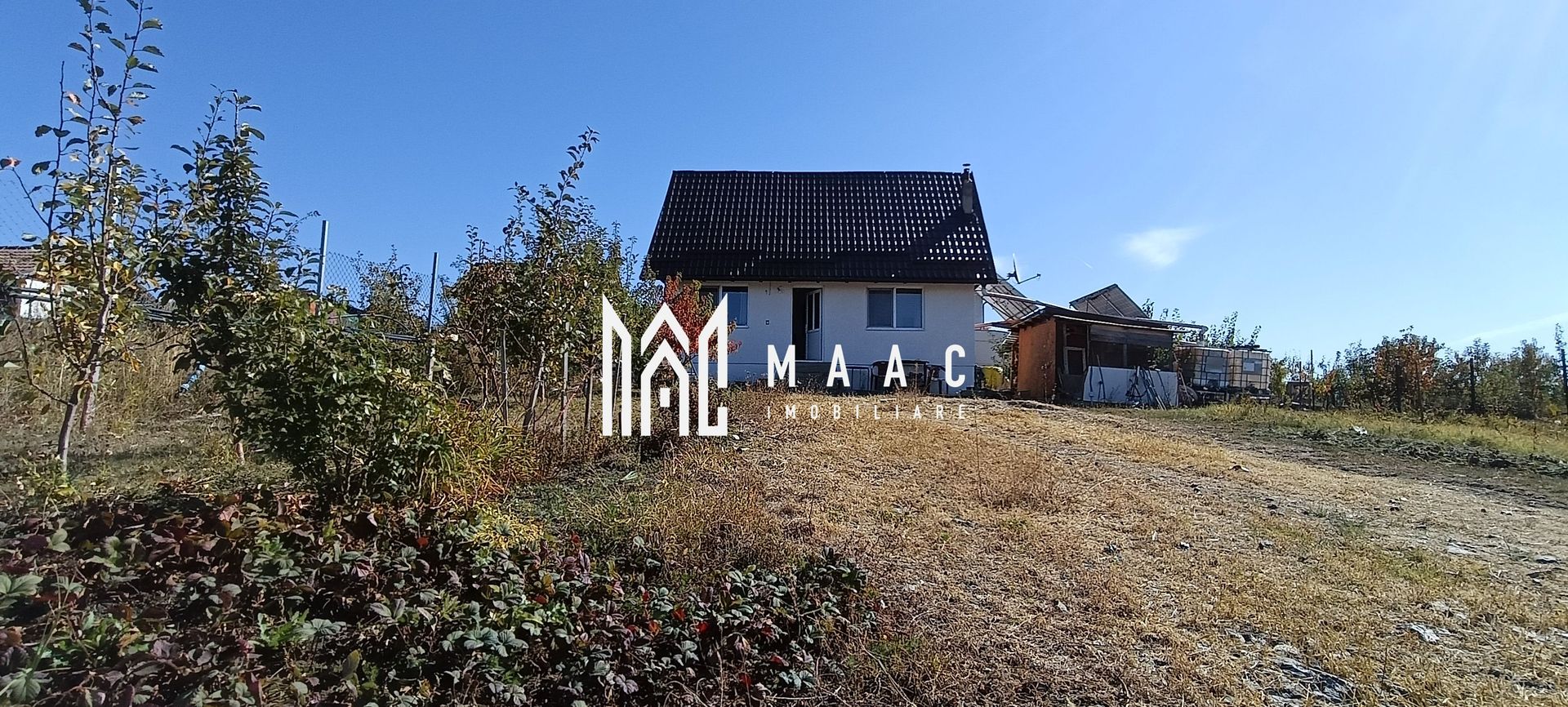 Casă de vânzare 3 camere | Sura Mare | 118 mp | teren 650 mp - Poză 2