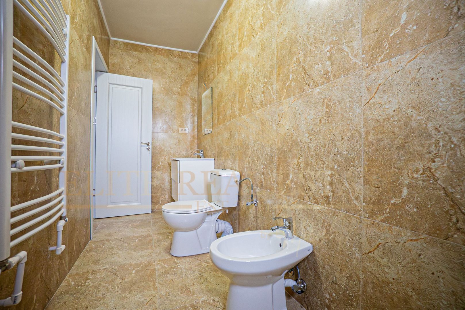 Casă de familie în Mamaia Nord –zona Hanul cu Pește - Poză 8