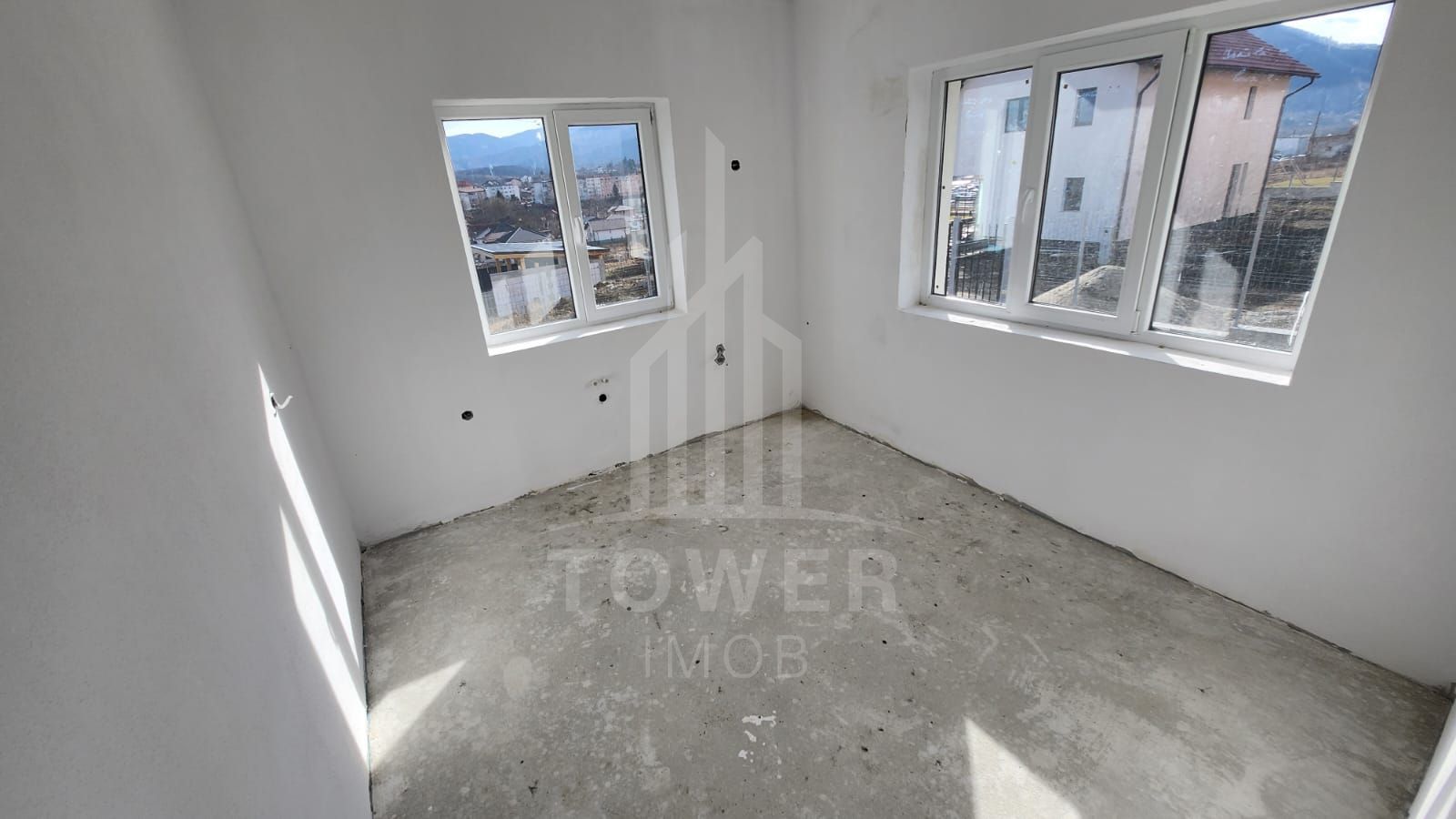 Casa cu 5 camere decomandate 2 bai 255 teren - Poză 4