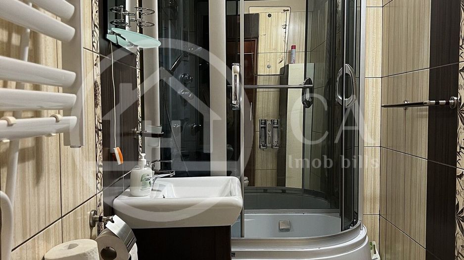 Apartament cu 3 camere de inchiriat in zona Cantermir Oradea - Poză 9