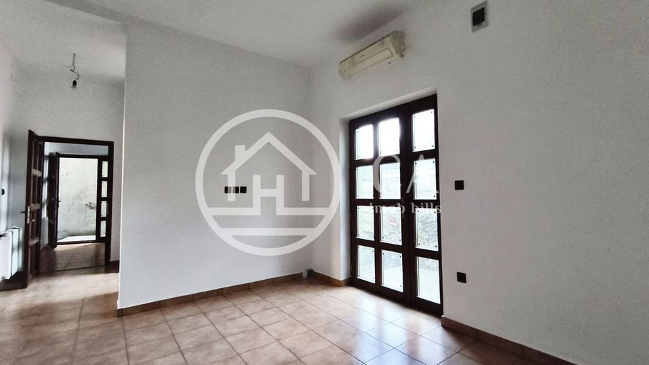 Casa de închiriat cu 6 camere în zona Centrala,  Oradea - Poză 3