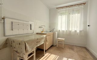 Apartament cu 2 camere, Zona Semicentrala langa Piata Abator - Poză 1